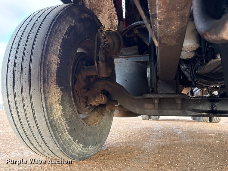 image for item EU4875 1997 Kenworth T600 semi truck