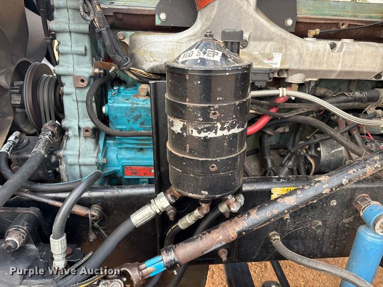 image for item EU4875 1997 Kenworth T600 semi truck