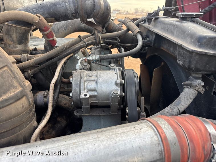 image for item EU4875 1997 Kenworth T600 semi truck