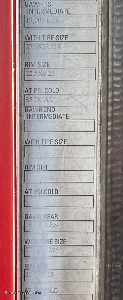 image for item EU4875 1997 Kenworth T600 semi truck