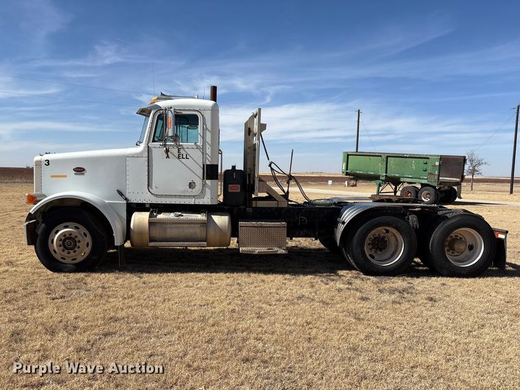 image for item EU4897 1991 Peterbilt 378 semi truck