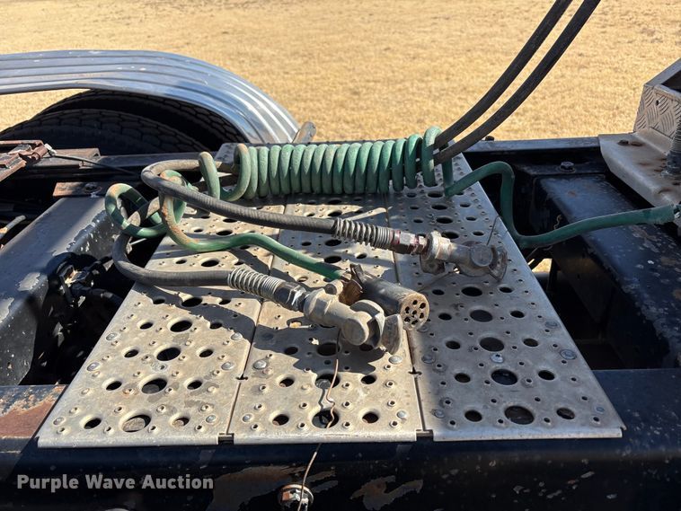 image for item EU4897 1991 Peterbilt 378 semi truck