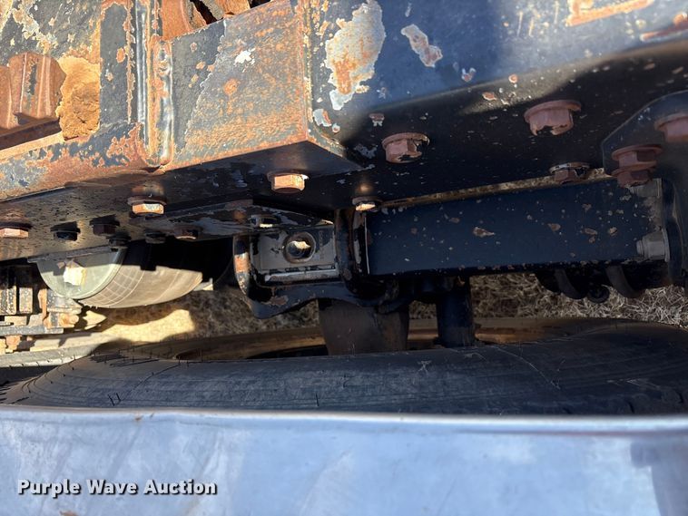 image for item EU4897 1991 Peterbilt 378 semi truck