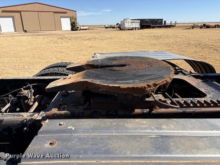 image for item EU4897 1991 Peterbilt 378 semi truck