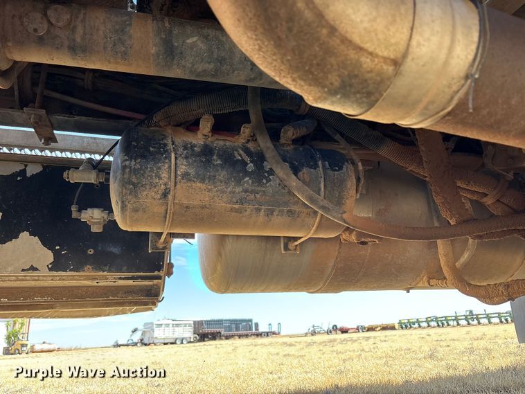 image for item EU4897 1991 Peterbilt 378 semi truck