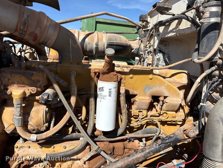 image for item EU4897 1991 Peterbilt 378 semi truck