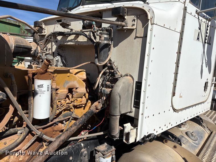 image for item EU4897 1991 Peterbilt 378 semi truck