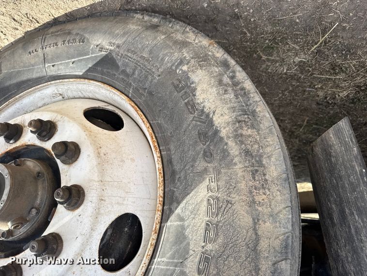 image for item FB0807 2013 International 7500 truck cab and chassis