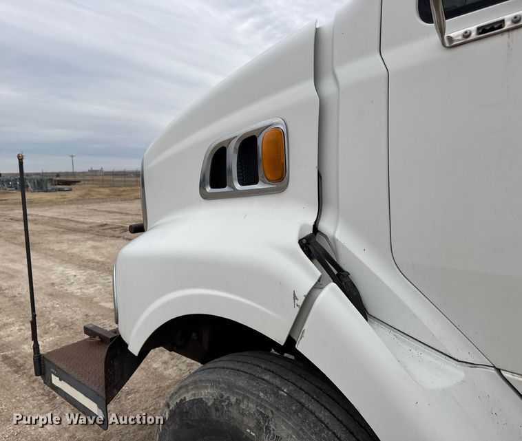 image for item FB0809 2007 Sterling L-Line flatbed truck