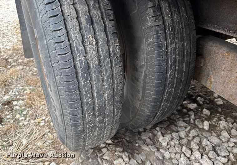 image for item FB0811 2007 Hillsboro Industries flatbed trailer