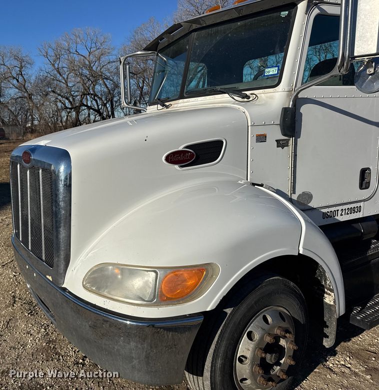 image for item FB0815 2010 Peterbilt 335 truck cab and chassis