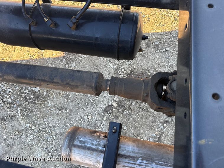 image for item FB0815 2010 Peterbilt 335 truck cab and chassis