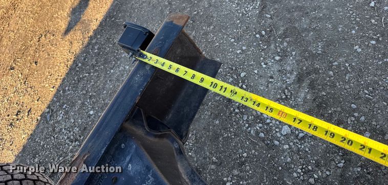 image for item FB0815 2010 Peterbilt 335 truck cab and chassis