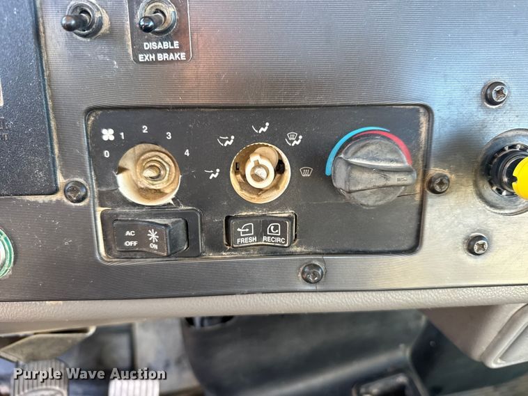 image for item FB0815 2010 Peterbilt 335 truck cab and chassis