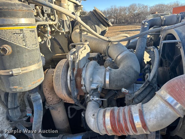 image for item FB0815 2010 Peterbilt 335 truck cab and chassis