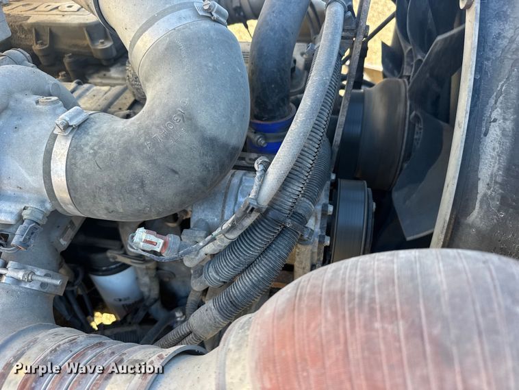 image for item FB0815 2010 Peterbilt 335 truck cab and chassis