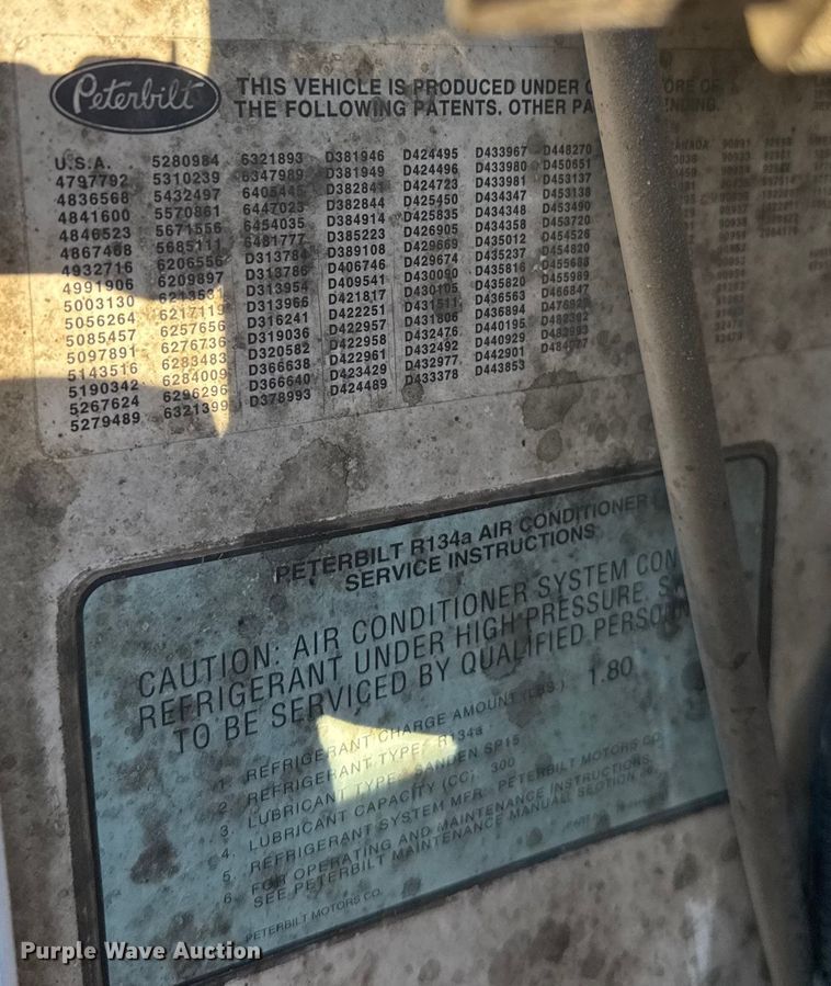 image for item FB0815 2010 Peterbilt 335 truck cab and chassis