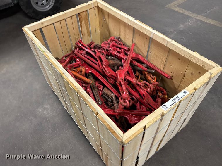 image for item FB0907 Approximately (100) chain binders