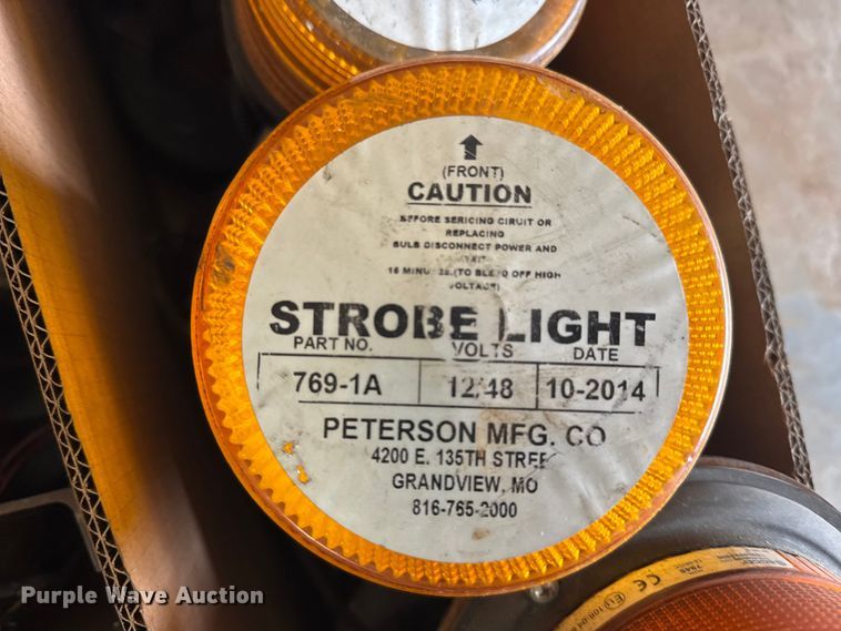 image for item FB0911 Approximately 17 strobe lights