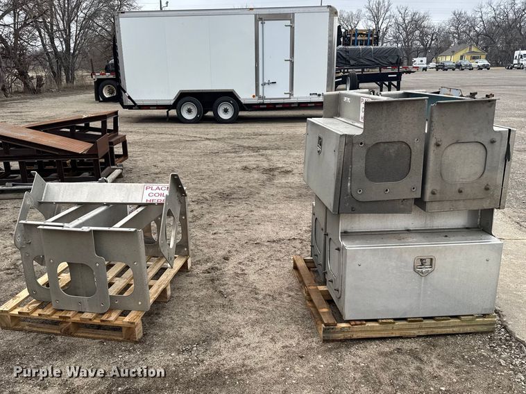 image for item FB0912 (4) toolboxes 