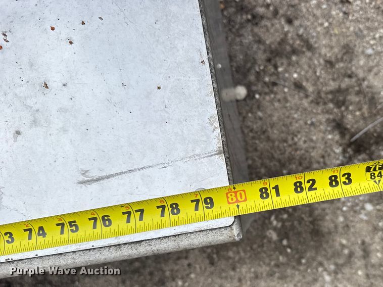 image for item FB0914 Headache truck cabinet