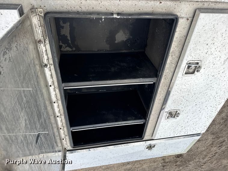 image for item FB0914 Headache truck cabinet