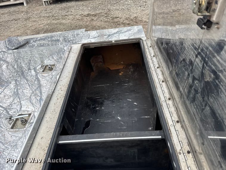 image for item FB0917 Brunfab headache truck cabinet