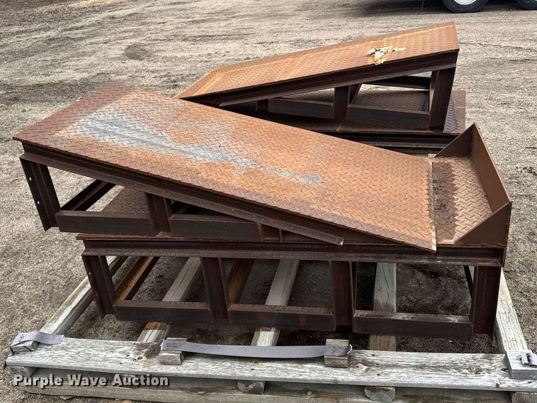 image for item FB0918 Steel ramps