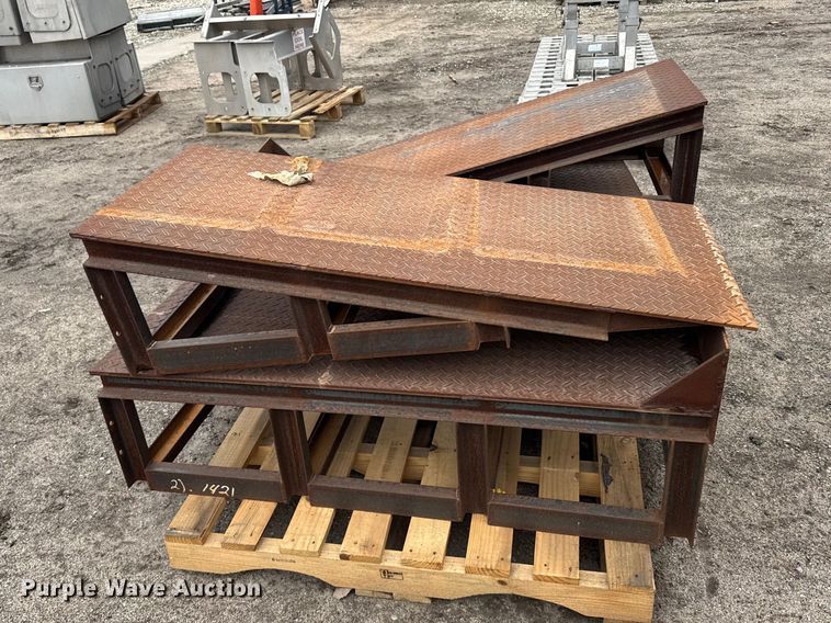 image for item FB0918 Steel ramps