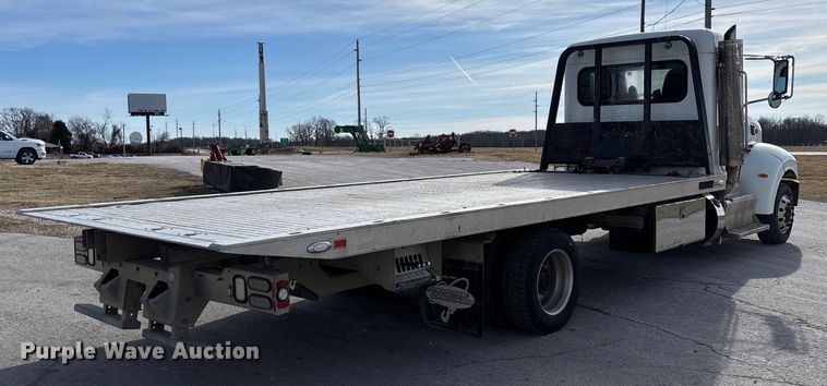 image for item FB3008 2015 Peterbilt 330 rollback truck