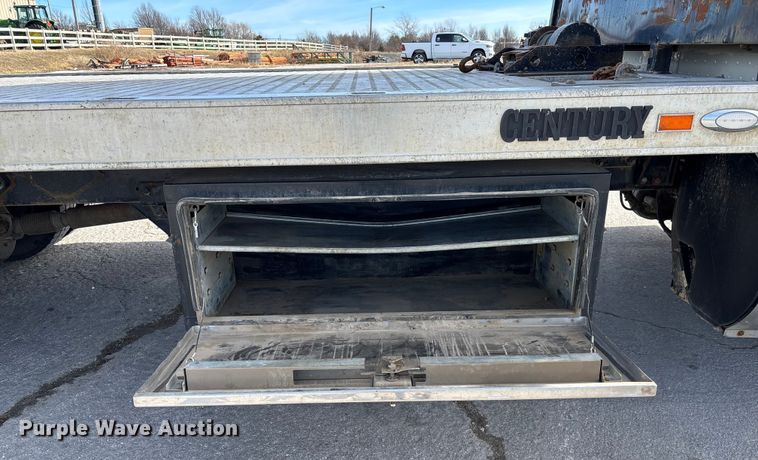 image for item FB3008 2015 Peterbilt 330 rollback truck