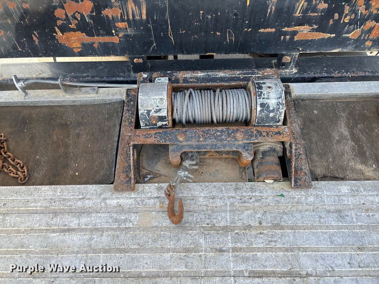 image for item FB3008 2015 Peterbilt 330 rollback truck