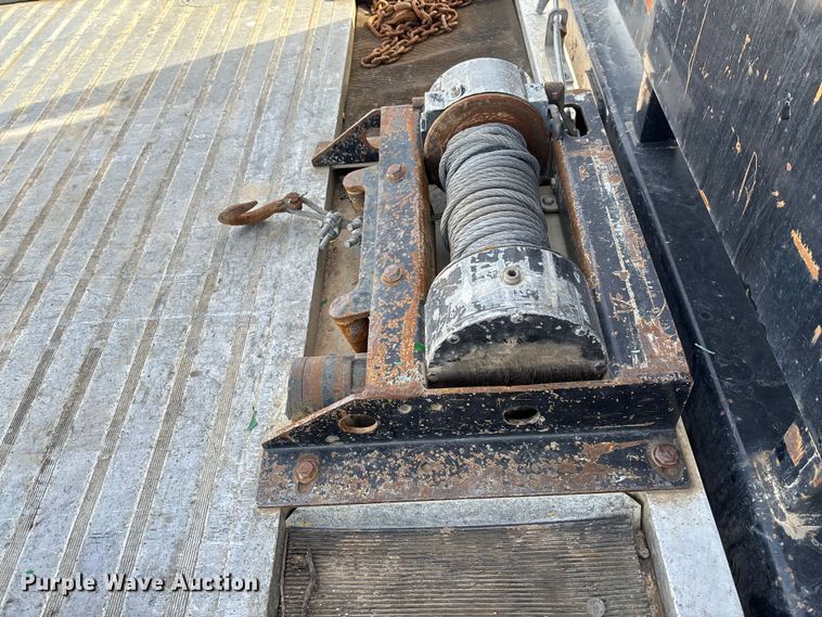 image for item FB3008 2015 Peterbilt 330 rollback truck