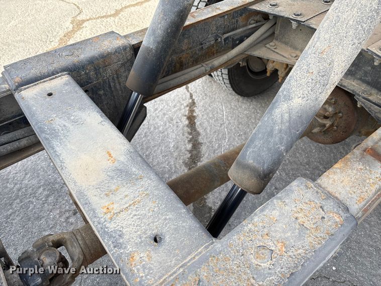 image for item FB3008 2015 Peterbilt 330 rollback truck