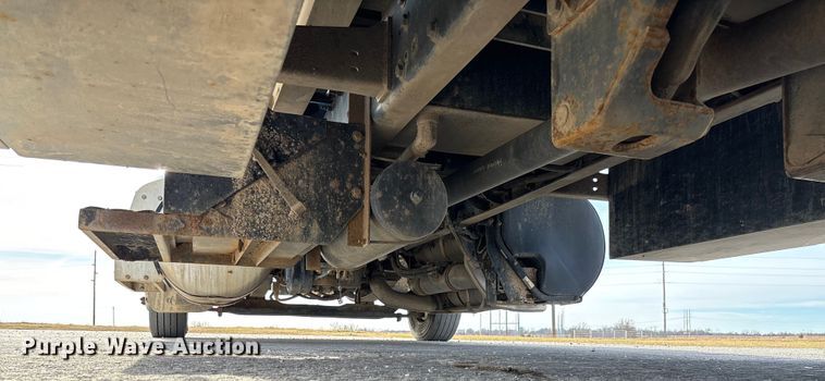 image for item FB3008 2015 Peterbilt 330 rollback truck