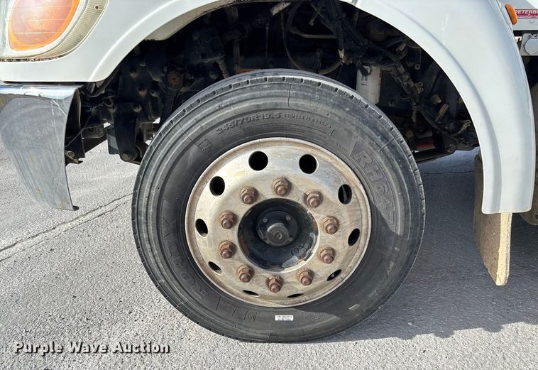 image for item FB3008 2015 Peterbilt 330 rollback truck