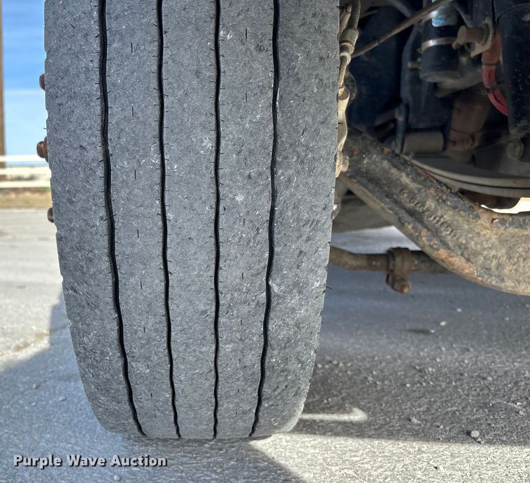 image for item FB3008 2015 Peterbilt 330 rollback truck