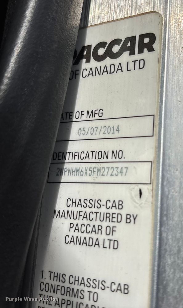 image for item FB3008 2015 Peterbilt 330 rollback truck