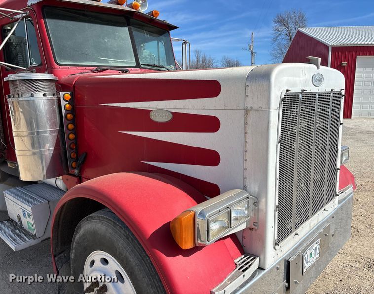 image for item FB3010 1995 Peterbilt 379 semi truck
