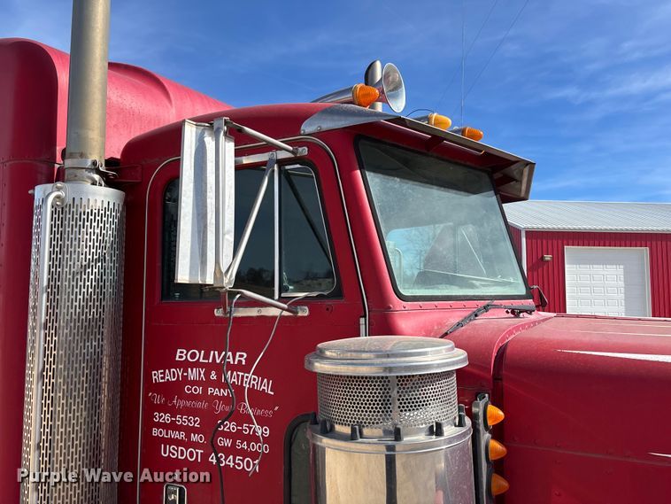 image for item FB3010 1995 Peterbilt 379 semi truck