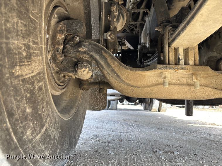 image for item FB3010 1995 Peterbilt 379 semi truck