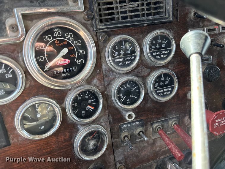 image for item FB3010 1995 Peterbilt 379 semi truck