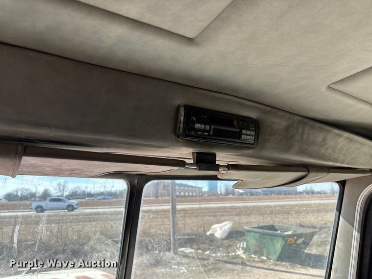 image for item FB3010 1995 Peterbilt 379 semi truck