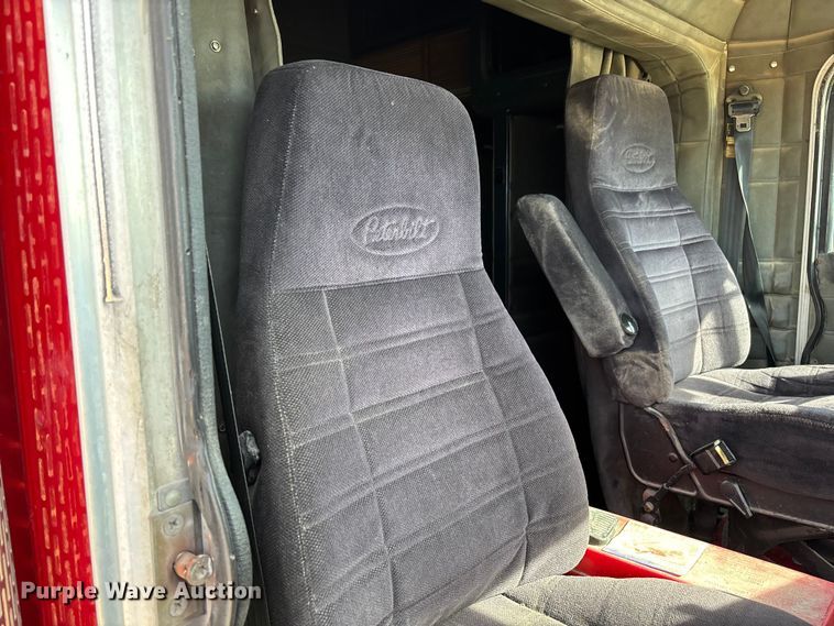 image for item FB3010 1995 Peterbilt 379 semi truck