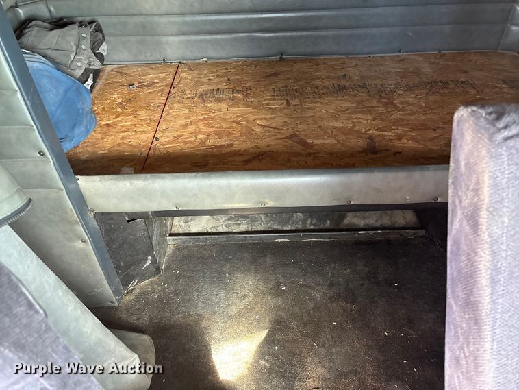 image for item FB3010 1995 Peterbilt 379 semi truck