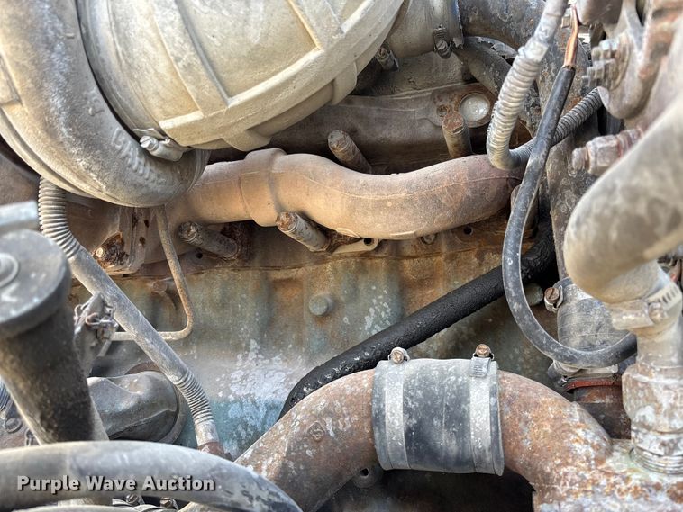 image for item FB3010 1995 Peterbilt 379 semi truck