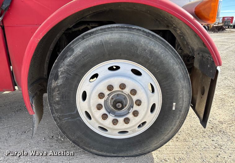 image for item FB3010 1995 Peterbilt 379 semi truck
