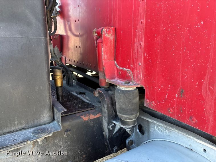 image for item FB3011 1999 Peterbilt 378 semi truck