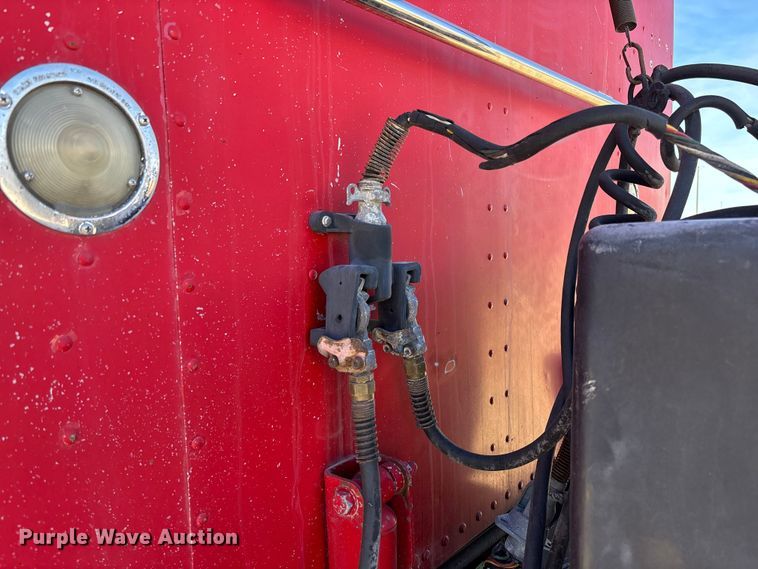 image for item FB3011 1999 Peterbilt 378 semi truck