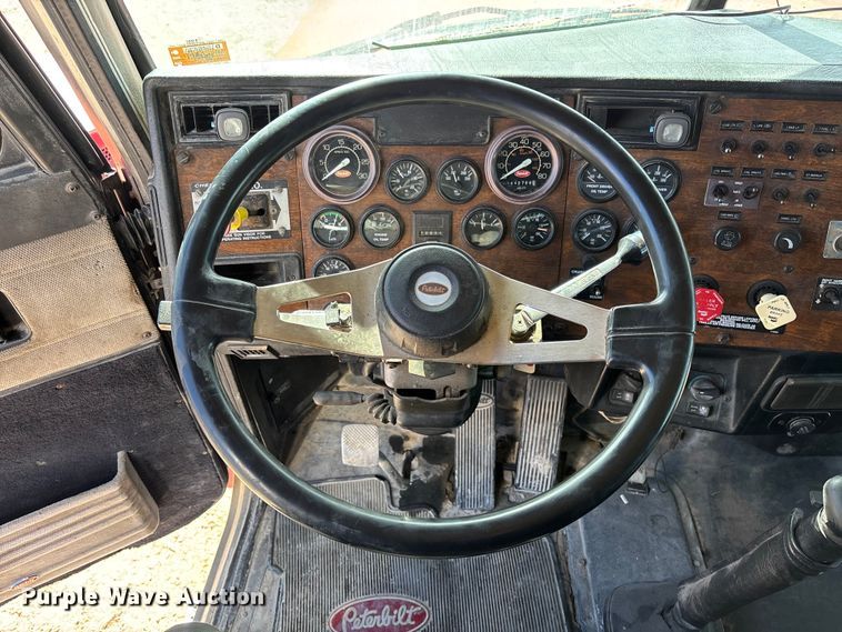 image for item FB3011 1999 Peterbilt 378 semi truck